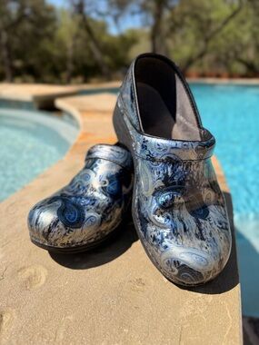 Dansko blue paisley clogs